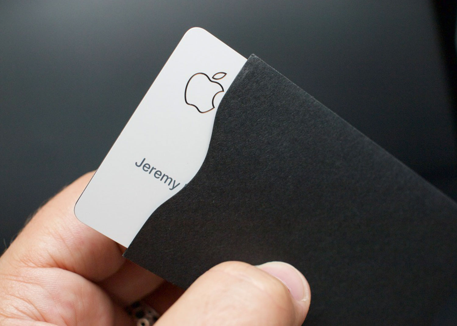 Титановая карта apple
